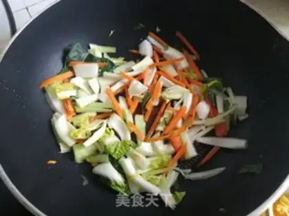 Make Eggs and greens and rice powder step 4