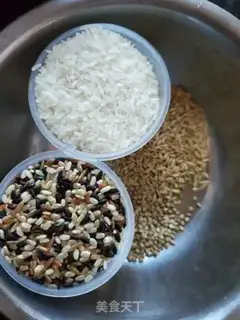 Make Three-coloured, rough rice step 0