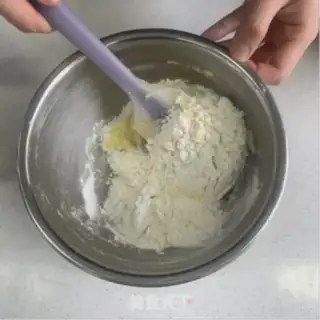 Make The Roman shield of Schismer step 3