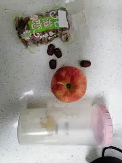 Make A mountain apple drink step 0