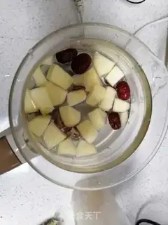 Make A mountain apple drink step 2