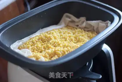Make Cinnamon green bean cake step 1