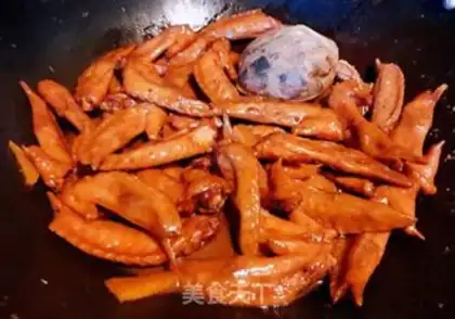 Make The chicken wings are sharp step 7