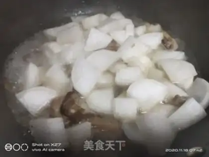 Make The radish stew step 1