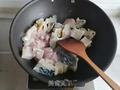 Make Fresh meat, blue fish step 2