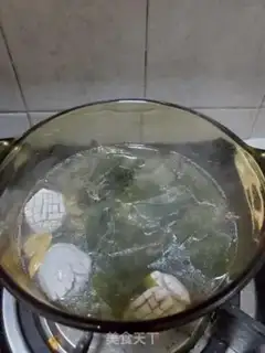 Make Seaweed sprouts, ball soup step 2