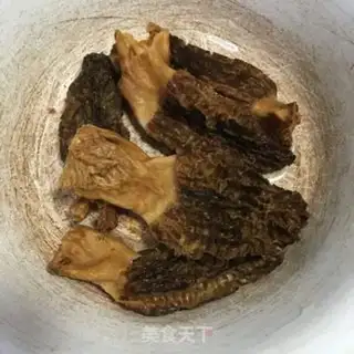 Make The mushroom stew step 2