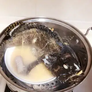 Make Steamed plaster fish step 1