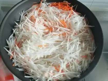 Make Fried radish balls step 2