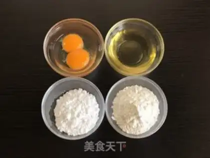 Make Egg yolk step 0
