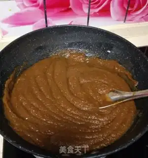 Make Homemade red date mud step 11