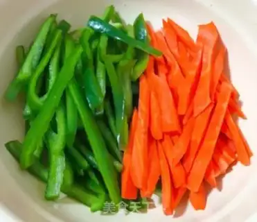 Make Godmother pepper carrots and apricot mushrooms step 4