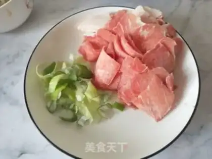 Make Sour cabbage soup step 1