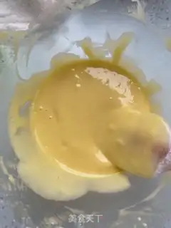 Make Six inches of fruit naked cake step 5