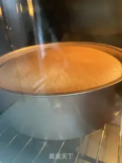 Make Six inches of fruit naked cake step 15