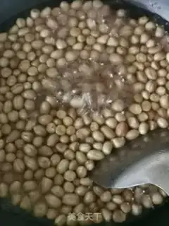 Make The salt and the fragrance of peanut rice step 2
