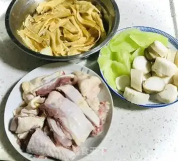 Make Chicken stew step 1