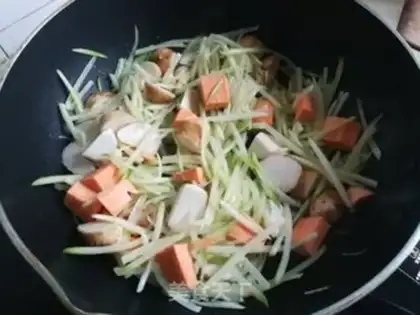 Make radish mashed rice step 1