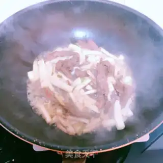 Make Cow Willow fried abalone mushrooms step 4