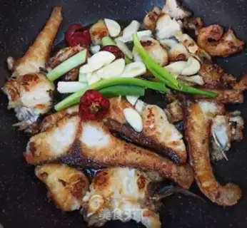 Make A casserole of beer and fish step 5