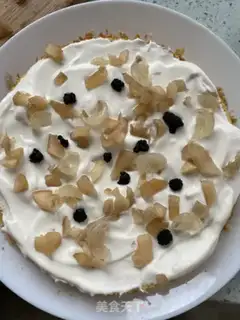 Make Six inches of fruit naked cake step 22