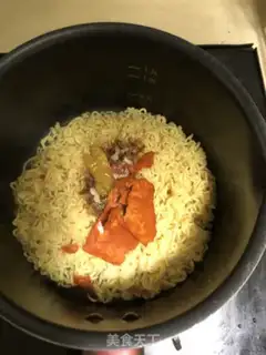 Make Noodles for ham and sausage step 1