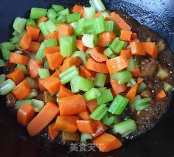 Make Three tarts for chicken legs step 8