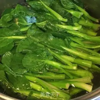 Make Garlic gravy step 4