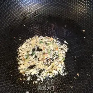 Make Garlic gravy step 6