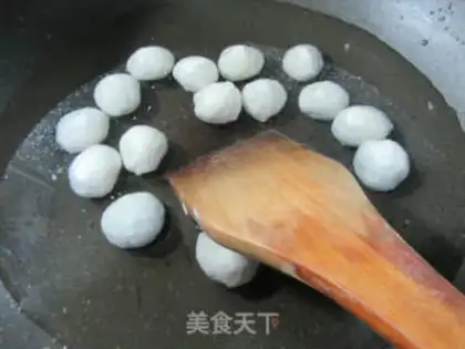 Make Squeaky fishball spinach soup step 2