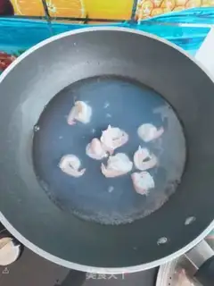 Make Three crayfish step 4