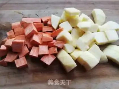 Make Apple-meat-love soup step 1