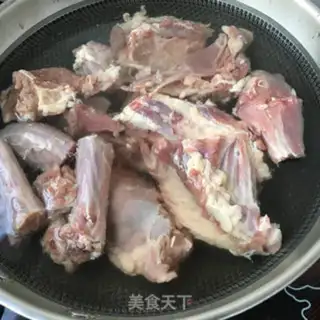 Make Potato stew goose step 1