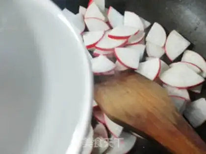 Make Eggs and radish step 3