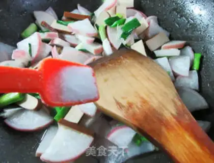 Make Eggs and radish step 6