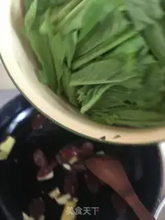 Make Spring food and weeds, Black Muir step 4