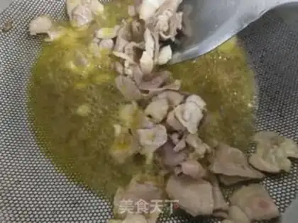 Make The cabbage mollusk makes potatoes dry step 1