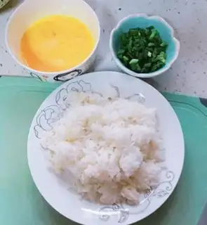Make Egg fried rice step 0