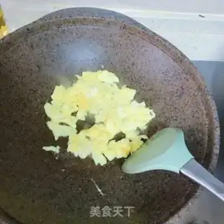 Make Egg fried rice step 2