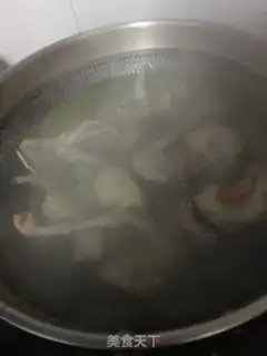 Make Barchuria yellow bouquet pigeon step 9