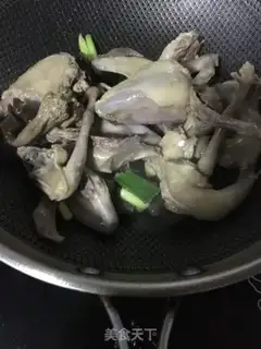 Make Barchuria yellow bouquet pigeon step 12