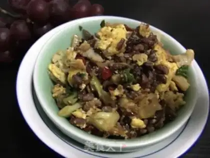 Make Goose eggs for three colours of rice step 10
