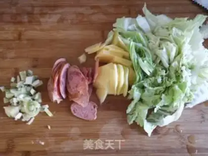 Make Beanie chips for sausage step 0