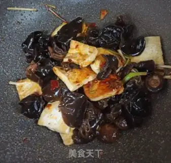 Make Mulberry mushrooms and tofu step 5