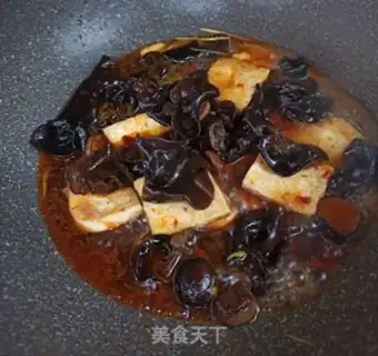 Make Mulberry mushrooms and tofu step 6