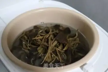 Make Tea mushroom duck stew step 4