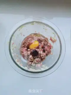 Make Homemade beefballs step 4
