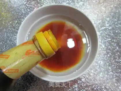 Make Shrimp-dried quail egg chords step 1