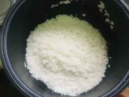 Make Chicken mushrooms and carrot rice step 0