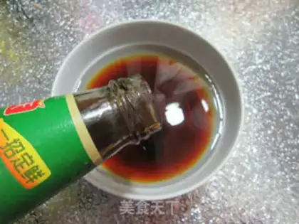 Make Shrimp-dried quail egg chords step 2